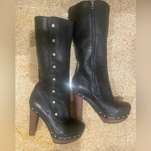 Ugg black genuine leather Boots with silver studs in size 8.5 Great condition!